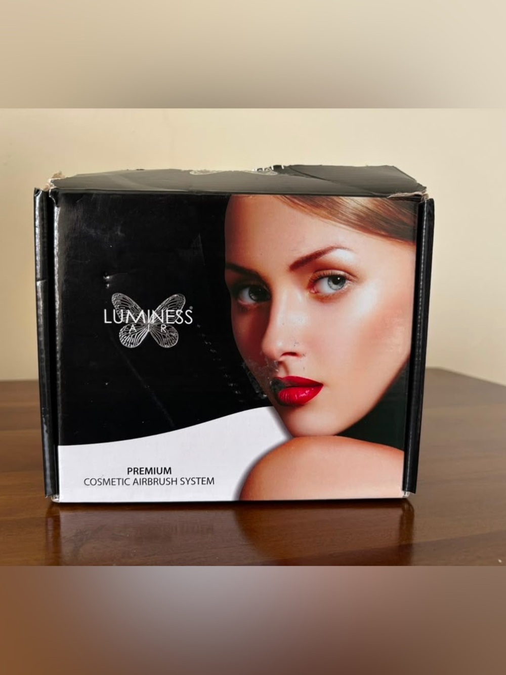 Luminess Airbrush Cosmetic System - Black with Red Accent